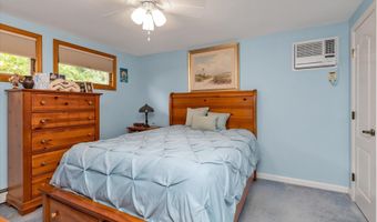 7 Swartout Pl, Amityville, NY 11701