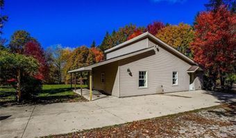 1194 Van Winkle Dr, Ashtabula, OH 44004