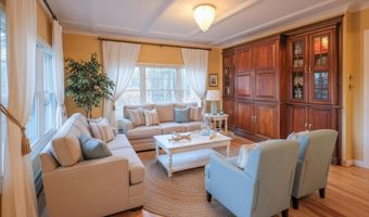 109 Sahagian Rd, Belgrade, ME 04917