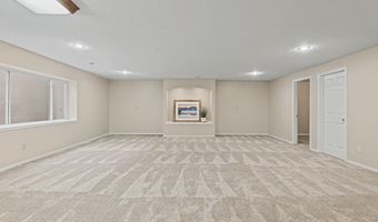 4260 N Rushwood Ct, Bel Aire, KS 67226