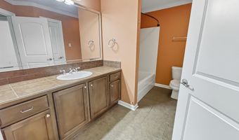 7111 Village Charmant #94, Baton Rouge, LA 70809