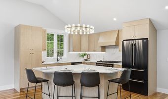 11 Bromfield Rd, Acton, MA 01720