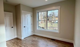 1702 Hill St, Ann Arbor, MI 48104