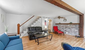 34 Platt St, Bristol, RI 02809
