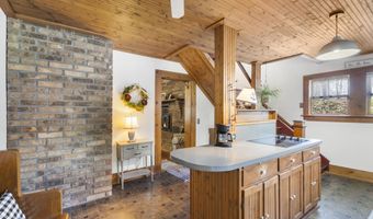 400 E Walker St, Ash Grove, MO 65604