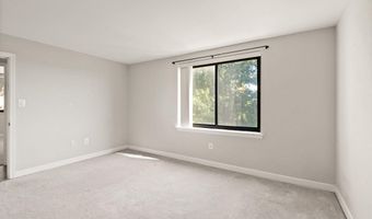 12 VAN DORN 405, Alexandria, VA 22304