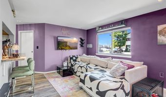 615 Broadway 15, Amityville, NY 11701