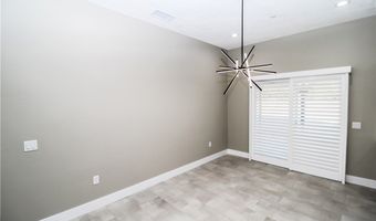 19299 Roanoke Rd, Apple Valley, CA 92307