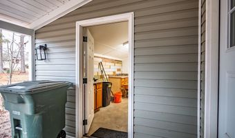 319 Rogers Ave, Bruce, MS 38915