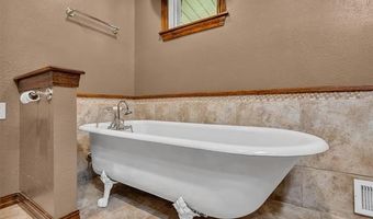 6465 N 230 Rd, Beggs, OK 74421