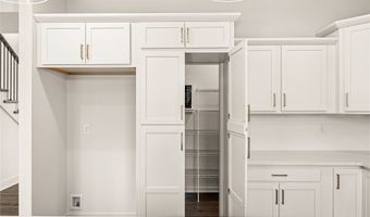 722 NE Crossing Oaks Dr, Ankeny, IA 50021