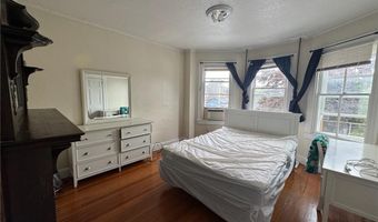 9 Ann St 2, Newport, RI 02840