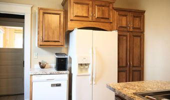 720 S Kline St, Aberdeen, SD 57401