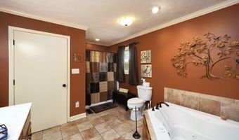 1584 Hawkins Ln, Bells, TN 38006