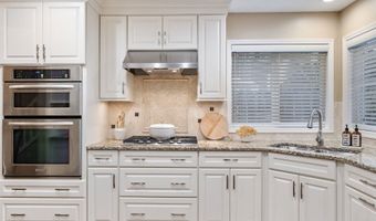 6295 SW TILLAMOOK Pl, Beaverton, OR 97007