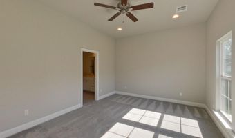 6405 Roux Dr, Baton Rouge, LA 70817