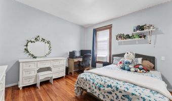 80-82 Poplar St, Bridgeport, CT 06605