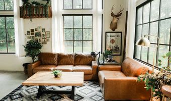 3330 Edgewood Ave, Baxter Springs, KS 66713