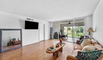 157 Atlantis Blvd 301, Atlantis, FL 33462