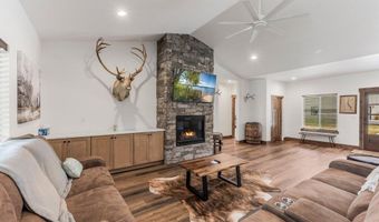 3284 Blanchard Cutoff Rd, Blanchard, ID 83804
