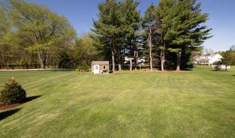 5 Pondside Pl, Cheshire, CT 06410