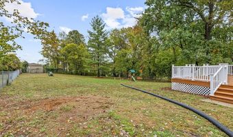 1738 E Highview Dr, Arnold, MO 63010