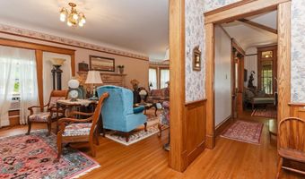 721 6th Ave E, Alexandria, MN 56308