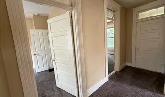 902 Royal St, Alton, IL 62002