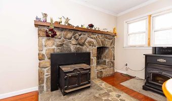 213 Hartford Pike, Foster, RI 02825