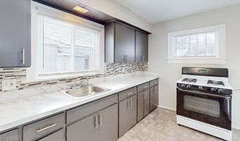 2248 East Ave, Akron, OH 44314