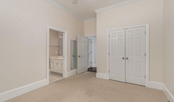 124 Westchester Dr, Macon, GA 31210