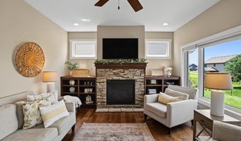 1206 NW Abbie Dr, Ankeny, IA 50023