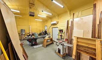 120 Western Way, Adkins, TX 78101