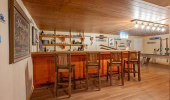 21 Tamarack Ln, Amherst, NH 03031