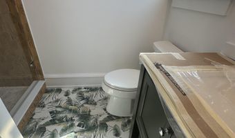 281 7th St, Avalon, NJ 08202