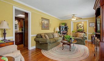 1732 Marbury Ln, Albany, GA 31707
