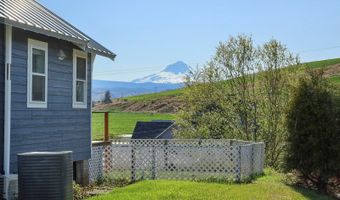 181 NW JOHNSTON St, Dufur, OR 97021