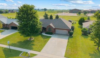 105 Sierra Ln, Arcanum, OH 45304