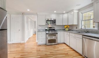 16 Elm Ave, East Providence, RI 02916