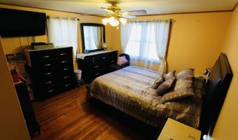 58 William St, Andover, NJ 07801