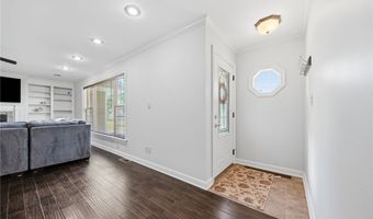 734 Knollwood Dr, Ashtabula, OH 44004