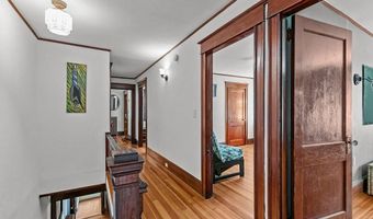 32 Thurston Ave A, Newport, RI 02840