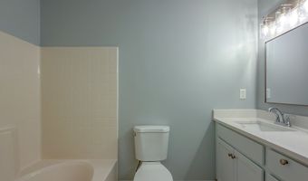 214 Riverchase Dr, Bainbridge, GA 39819