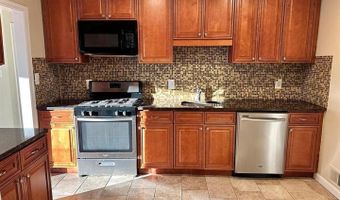 8722 POSTOAK Rd, Rockville, MD 20854