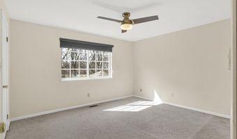 8588 Friendship Ln, Indianapolis, IN 46217