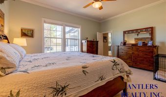 813 35th St, Cody, WY 82414