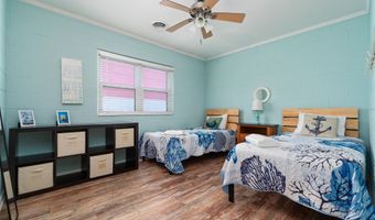 207 E Terminal Blvd, Atlantic Beach, NC 28512