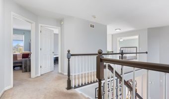 9 Lake Plumleigh Ct, Algonquin, IL 60102