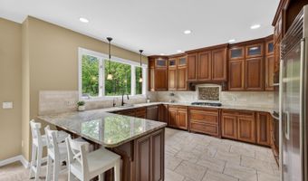 8105 Wycliffe Dr, Anderson Twp., OH 45244