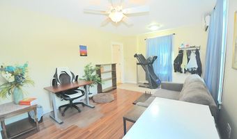124 Palm St, Bangor, ME 04401